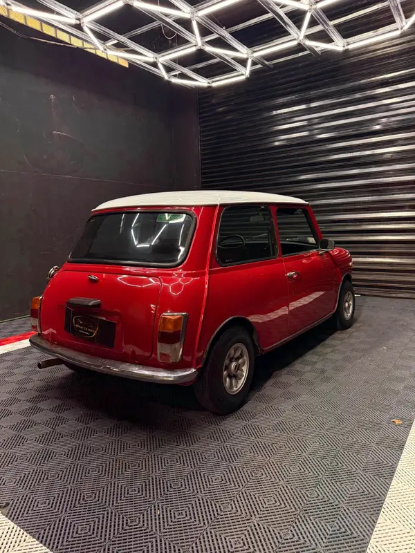 Mira esta publicación de Mini Cooper 1981 en Motordil