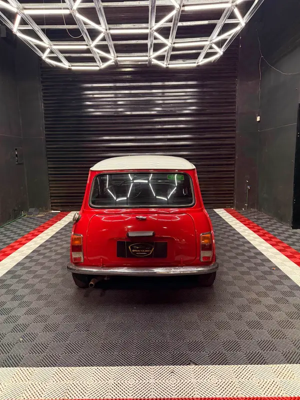 Mira esta publicación de Mini Cooper 1981 en Motordil