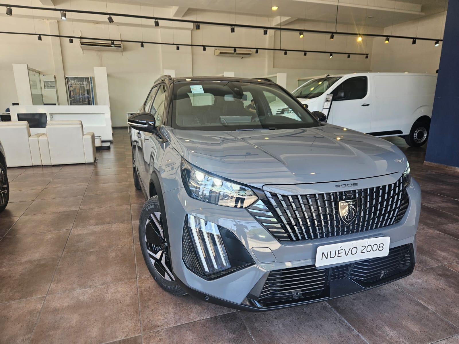 Mira esta publicación de Peugeot 2008 2026 en Motordil