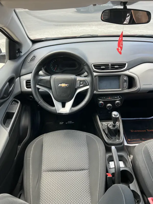 Mira esta publicación de Chevrolet Onix 2016 en Motordil