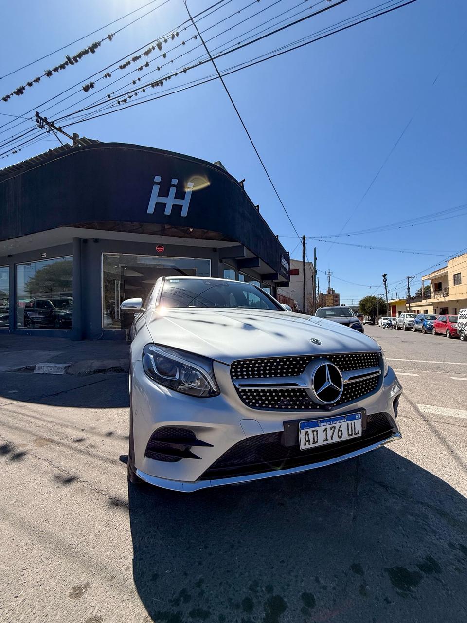 Mira esta publicación de Mercedes Benz GLC 2018 en Motordil