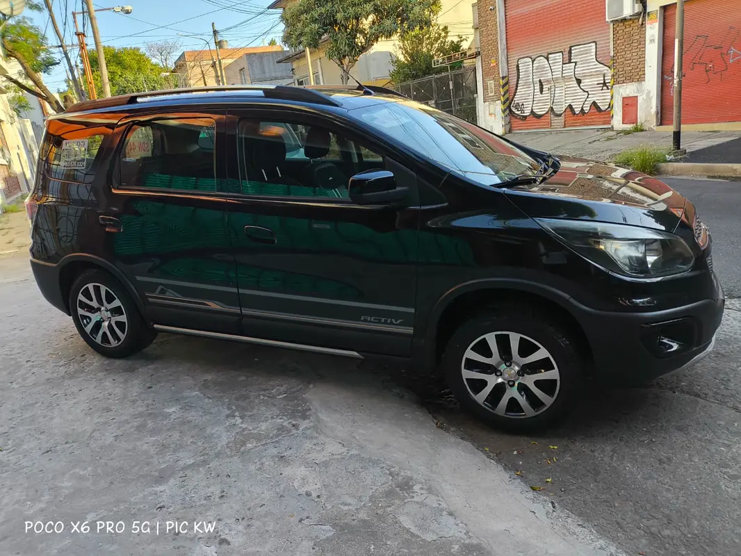 Mira esta publicación de Chevrolet Spin 2015 en Motordil