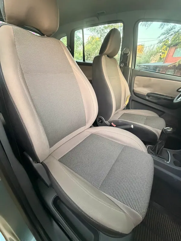 Mira esta publicación de Volkswagen Suran 2011 en Motordil