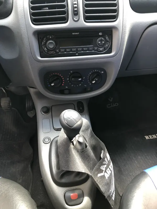 Mira esta publicación de Renault Clio Mio 2012 en Motordil