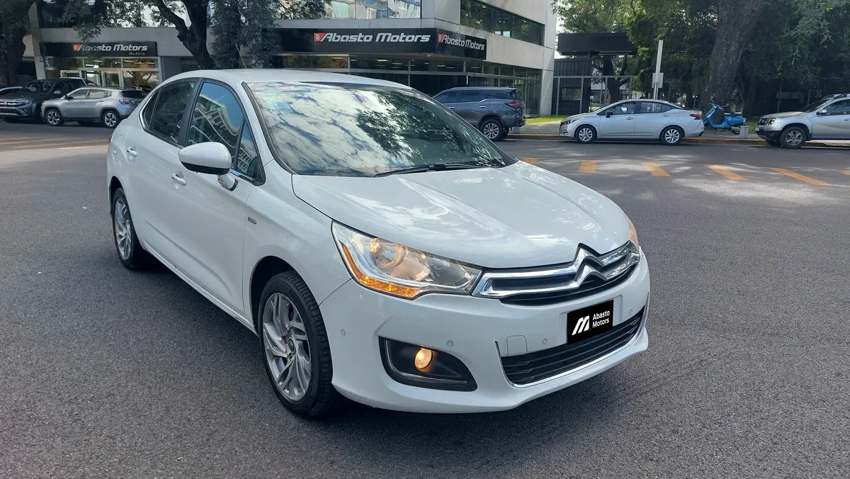 Mira esta publicación de Citroen C 4 Lounge 2014 en Motordil