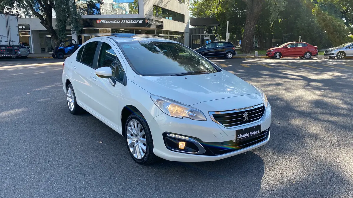 Mira esta publicación de Peugeot 408 2017 en Motordil