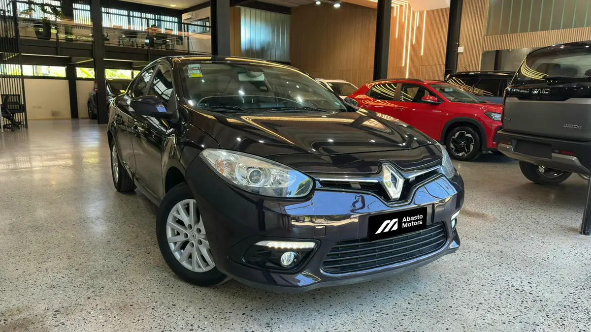 Mira esta publicación de Renault Fluence 2016 en Motordil