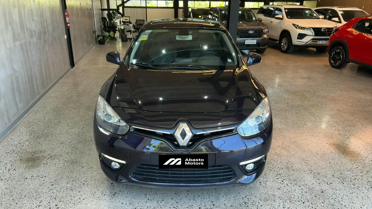 Mira esta publicación de Renault Fluence 2016 en Motordil