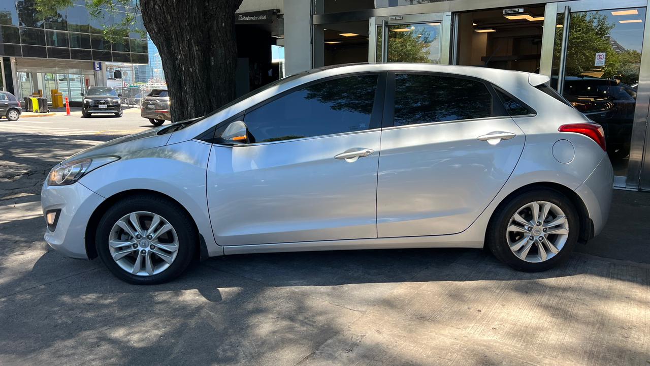 Mira esta publicación de Hyundai I 30 2014 en Motordil