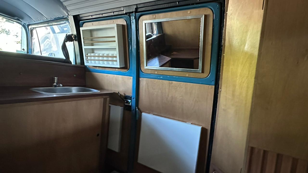 Mira esta publicación de Volkswagen Vw Furgon 1990 en Motordil