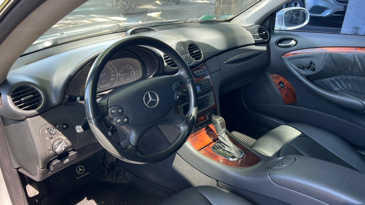 Mira esta publicación de Mercedes Benz CLK 2004 en Motordil