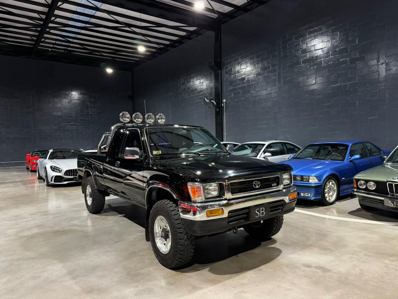 Mira esta publicación de Toyota Hilux 1991 en Motordil