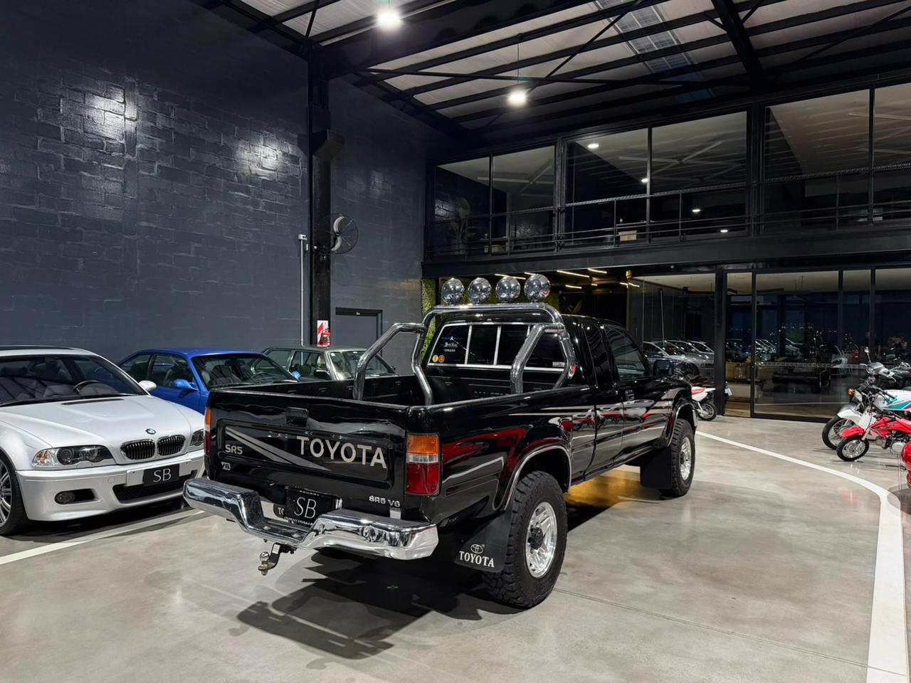 Mira esta publicación de Toyota Hilux 1991 en Motordil