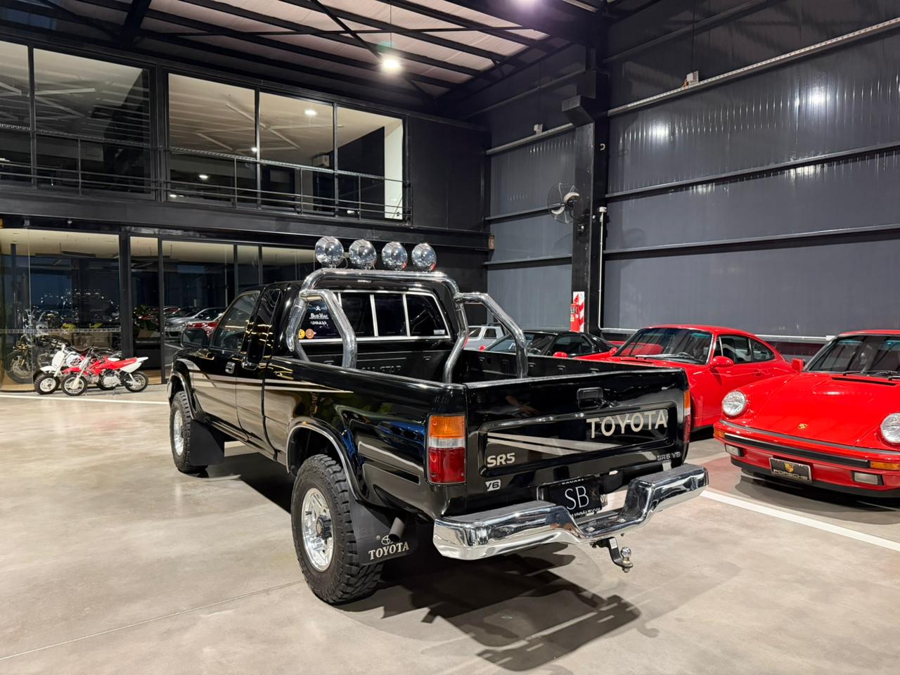 Mira esta publicación de Toyota Hilux 1991 en Motordil