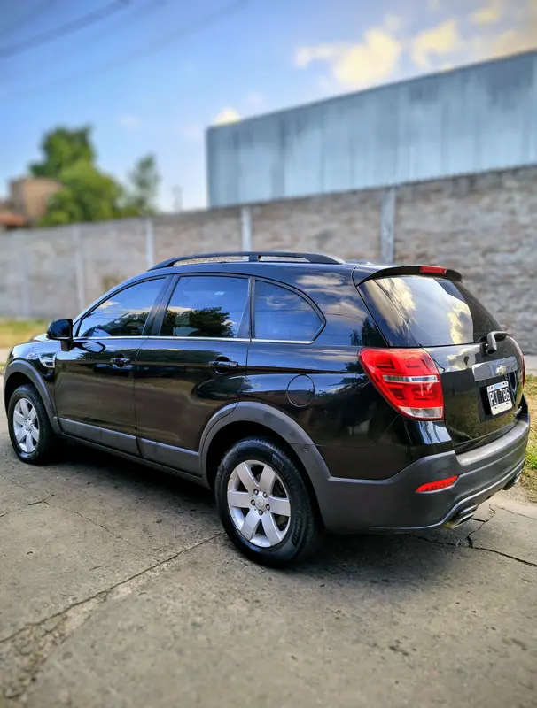 Mira esta publicación de Chevrolet Captiva 2016 en Motordil