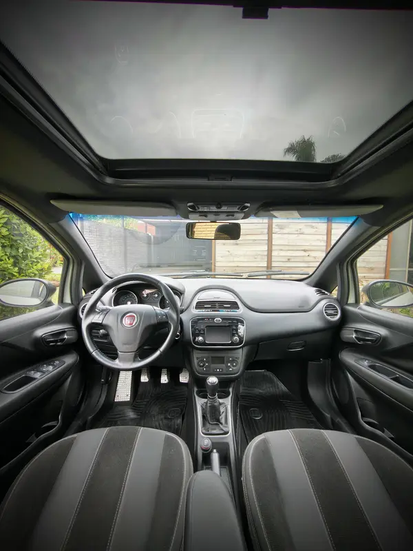 Mira esta publicación de Fiat Punto 2016 en Motordil