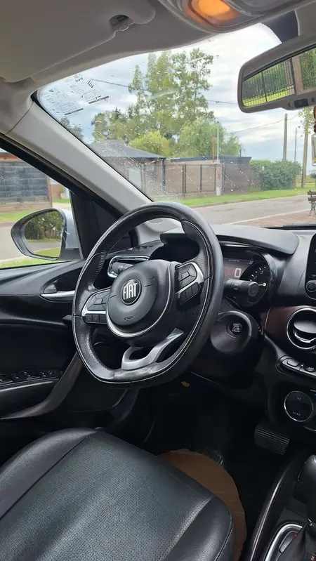 Mira esta publicación de Fiat Cronos 2021 en Motordil