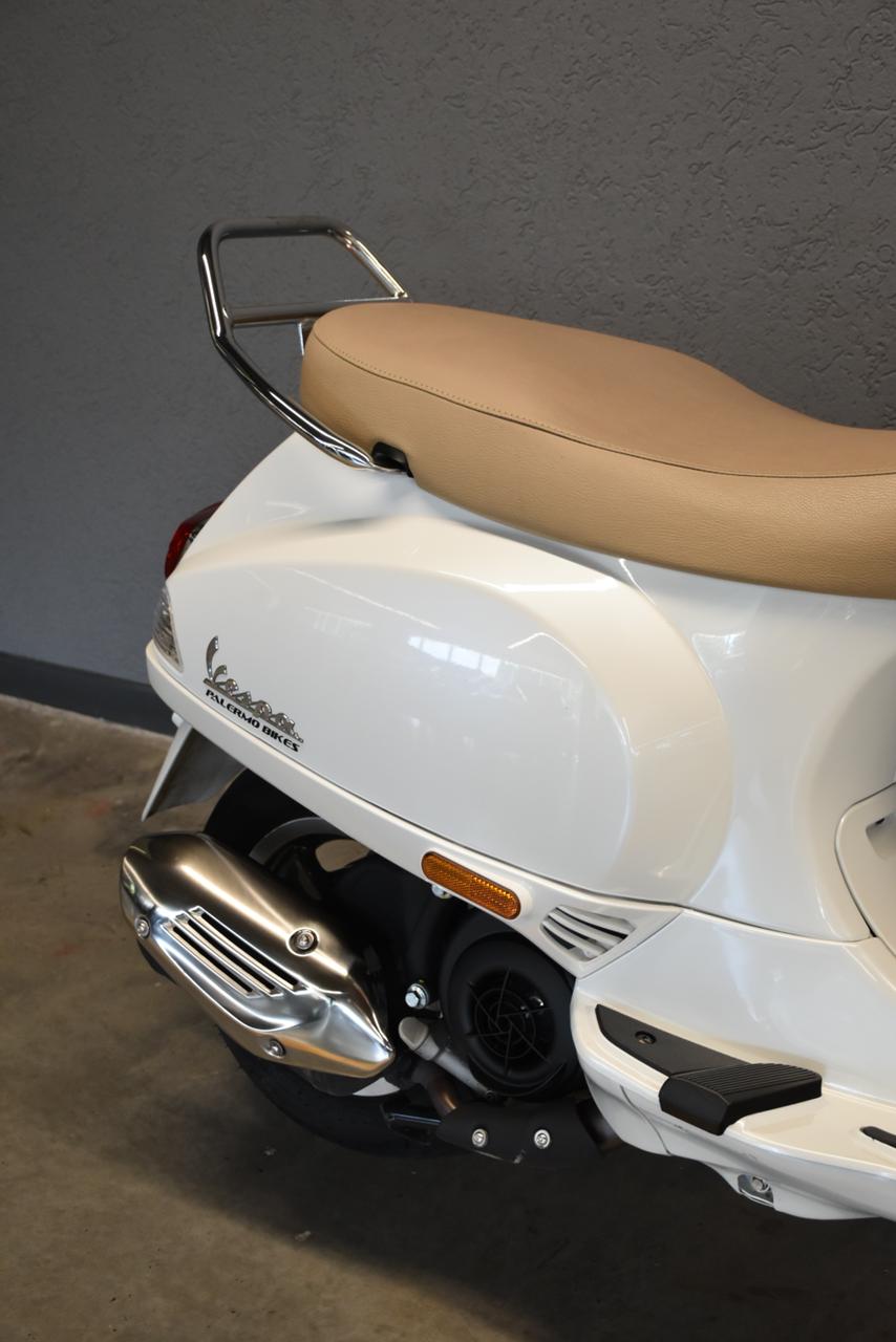 Mira esta publicación de Vespa 150 VXL 2025 en Motordil