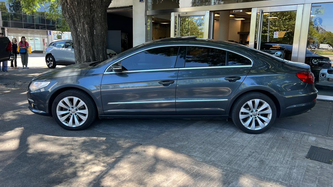 Mira esta publicación de Volkswagen Passat 2011 en Motordil