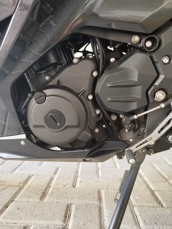 Mira esta publicación de Kawasaki Ninja 400 2022 en Motordil