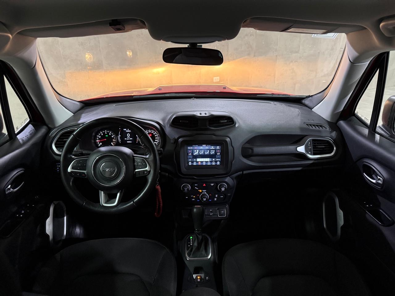 Mira esta publicación de Jeep Renegade 2020 en Motordil