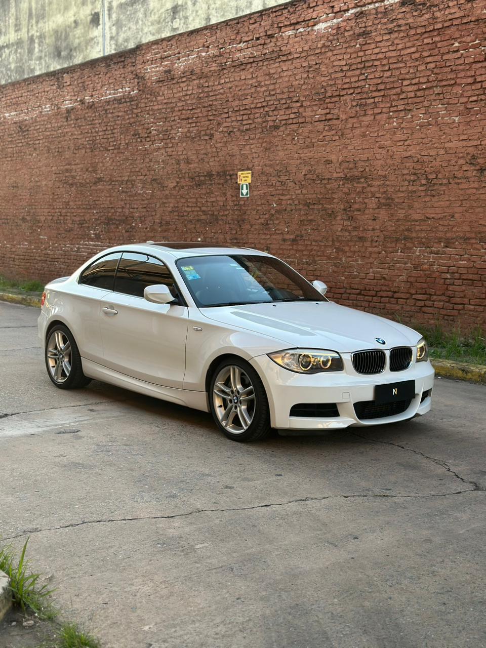 Mira esta publicación de BMW Serie 1 2013 en Motordil