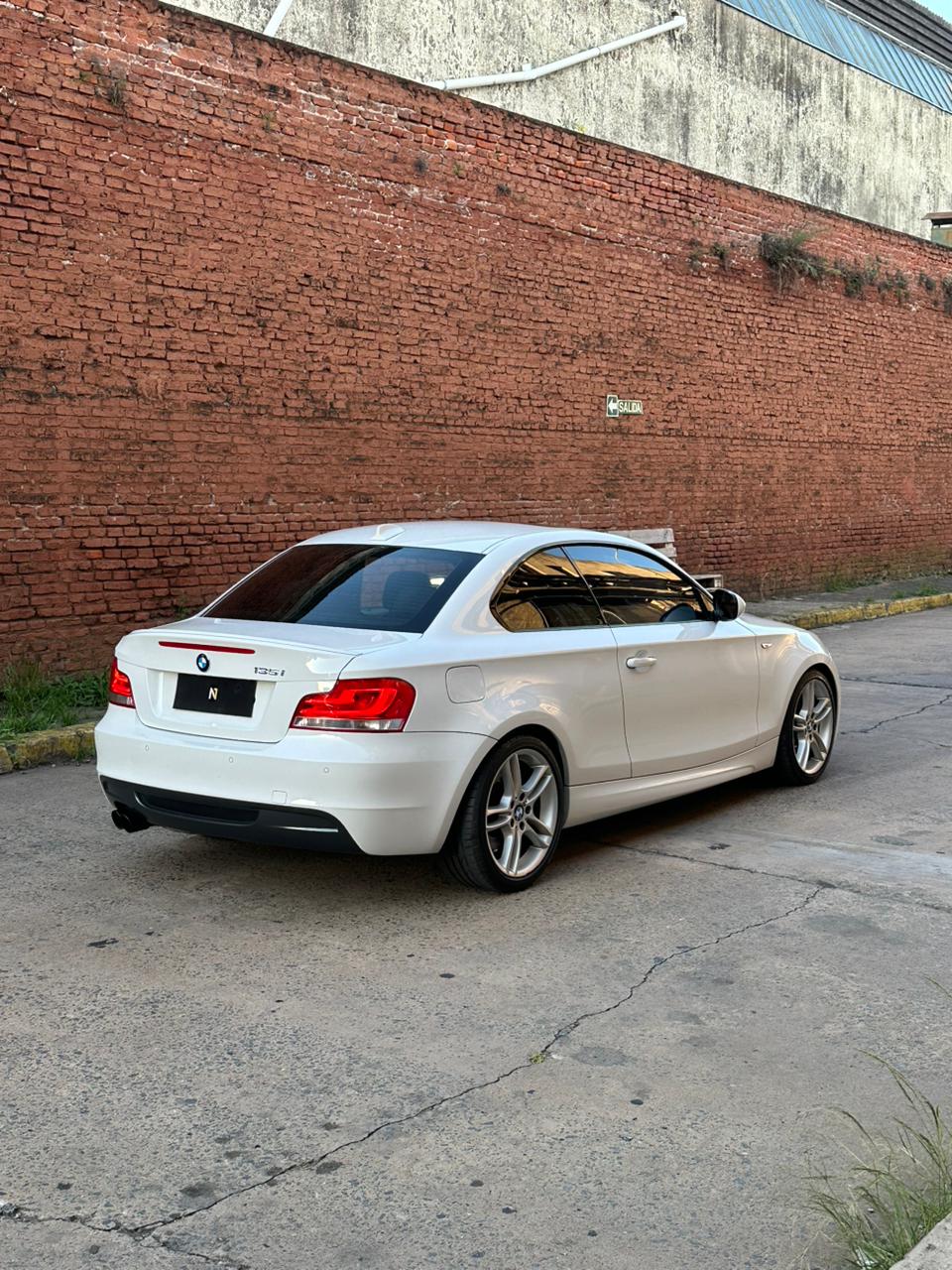 Mira esta publicación de BMW Serie 1 2013 en Motordil