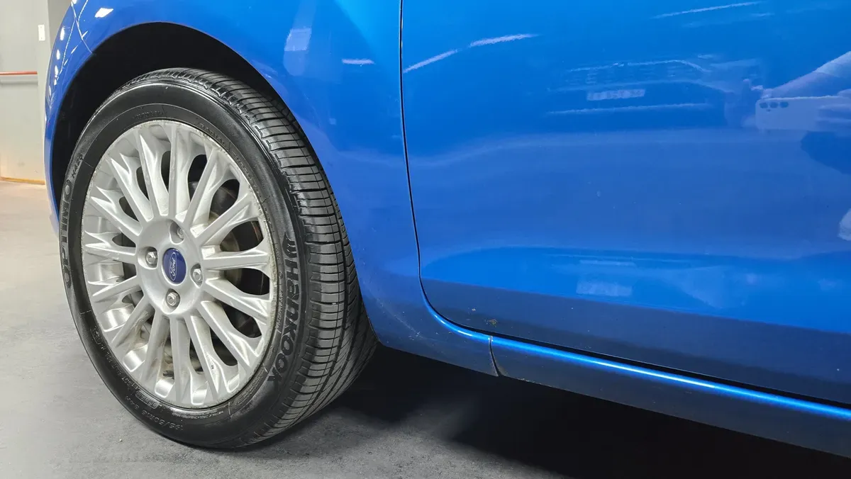 Mira esta publicación de Ford Fiesta 2014 en Motordil