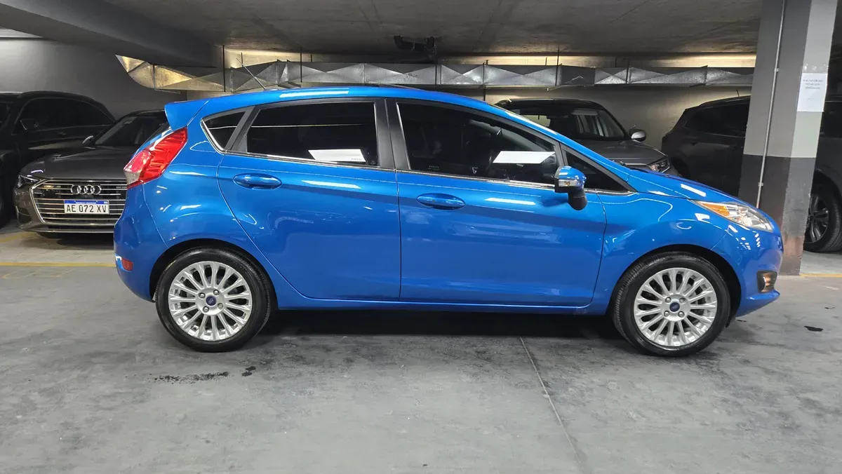 Mira esta publicación de Ford Fiesta 2014 en Motordil