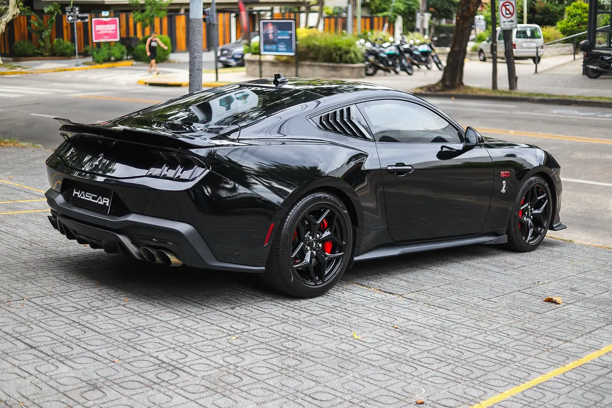 Mira esta publicación de Ford Mustang 2025 en Motordil