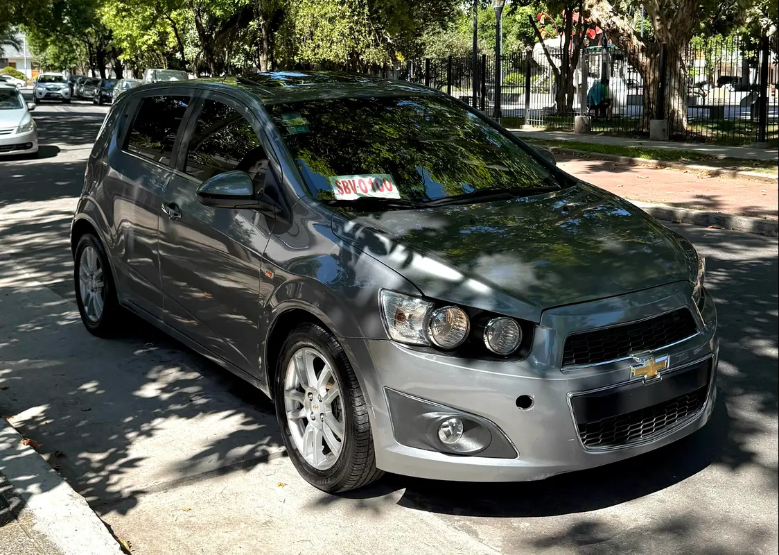 Mira esta publicación de Chevrolet Sonic 2013 en Motordil