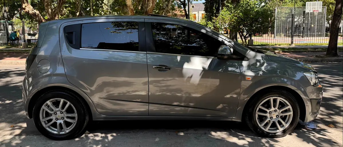 Mira esta publicación de Chevrolet Sonic 2013 en Motordil