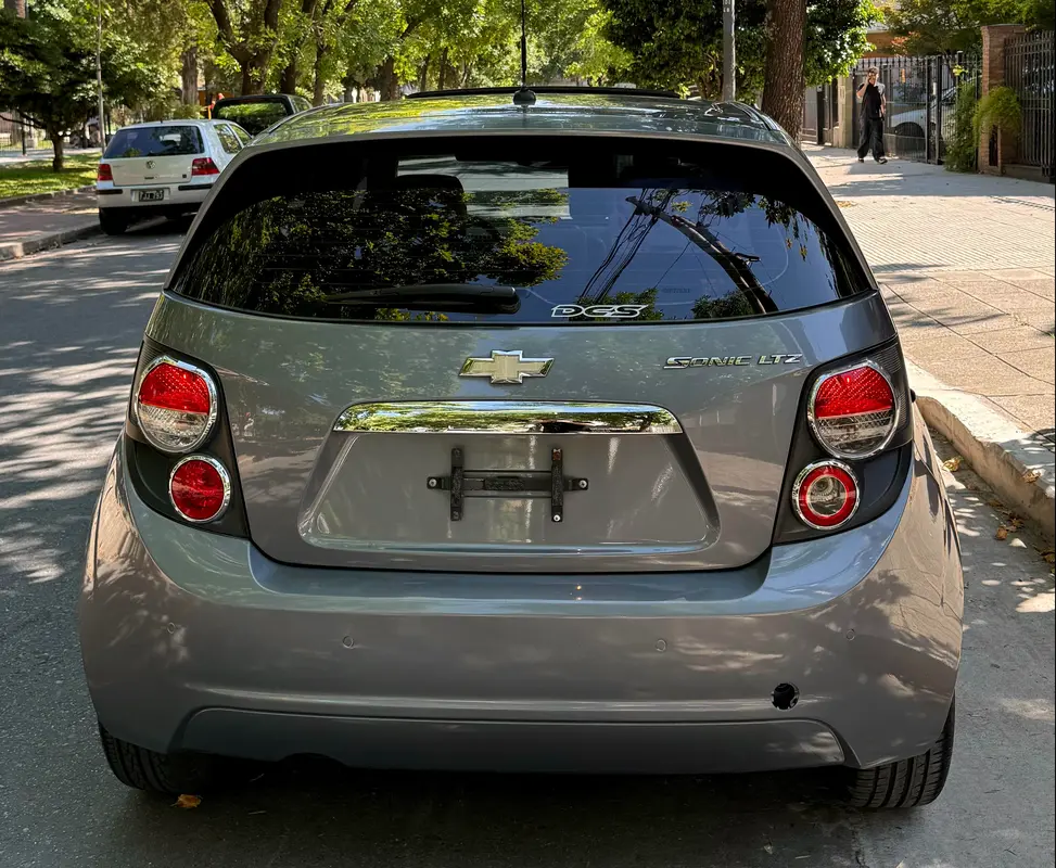 Mira esta publicación de Chevrolet Sonic 2013 en Motordil