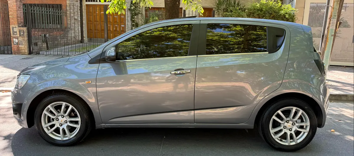 Mira esta publicación de Chevrolet Sonic 2013 en Motordil