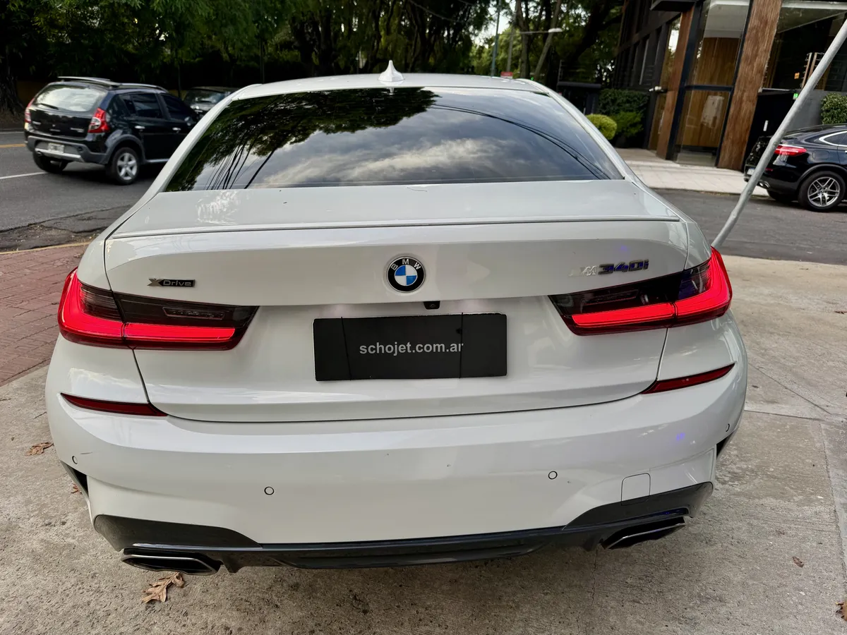 Mira esta publicación de BMW Serie 3 2022 en Motordil