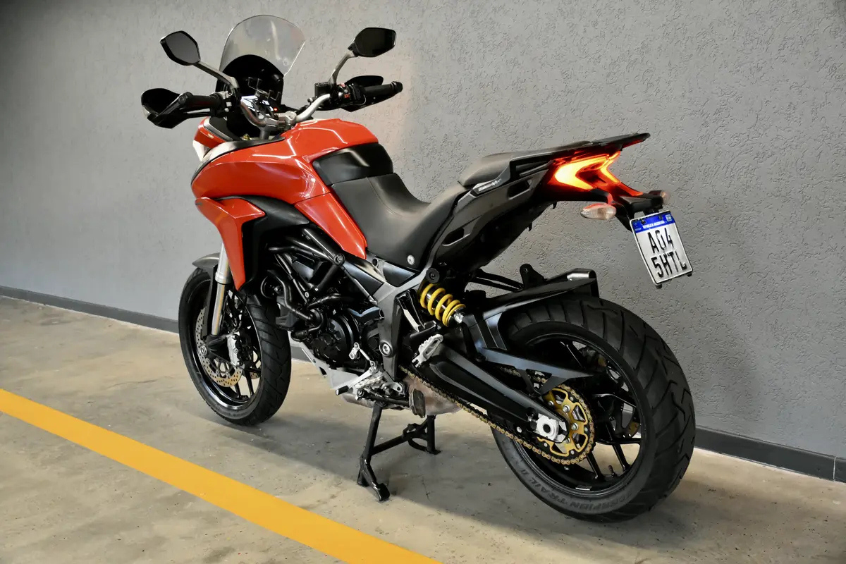 Mira esta publicación de Ducati 950 2017 en Motordil