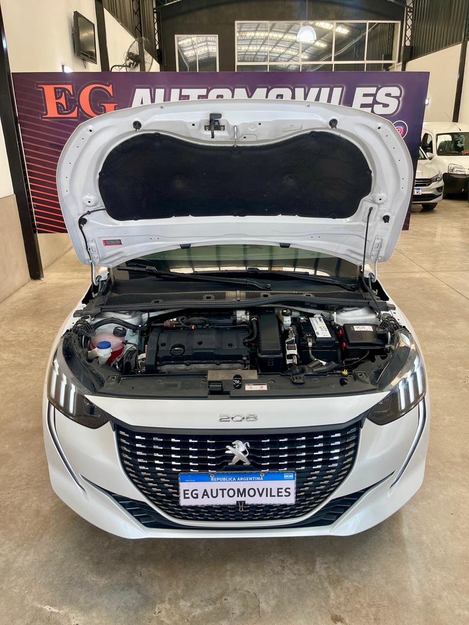 Mira esta publicación de Peugeot 208 2023 en Motordil