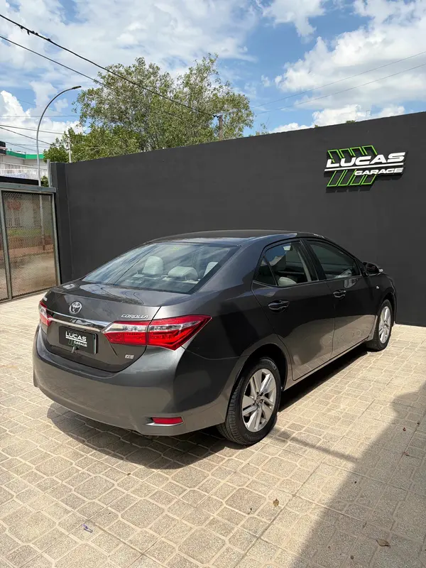 Mira esta publicación de Toyota Corolla 2018 en Motordil