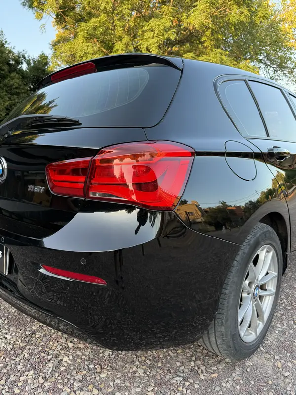 Mira esta publicación de BMW Serie 1 2018 en Motordil