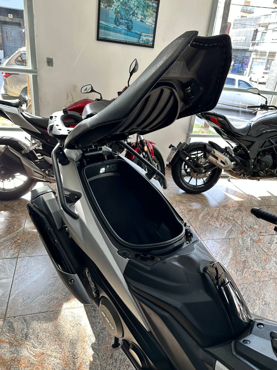 Mirá esta publicación de Kymco AK 550