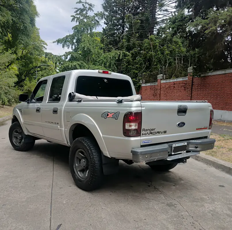Mira esta publicación de Ford Ranger 2009 en Motordil