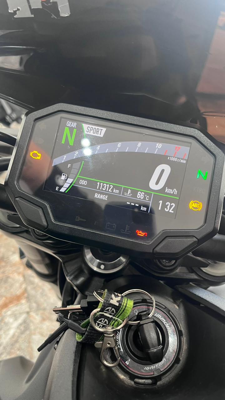 Mira esta publicación de Kawasaki z 900 2023 en Motordil