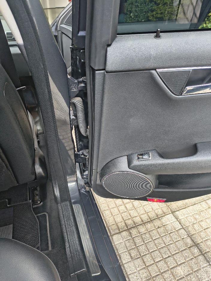 Mira esta publicación de Mercedes Benz Clase C 2010 en Motordil