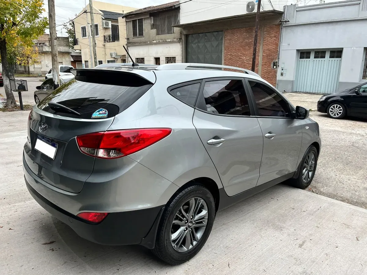 Mira esta publicación de Hyundai Tucson 2016 en Motordil