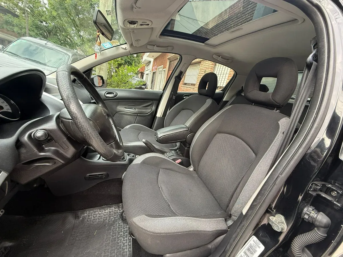 Mira esta publicación de Peugeot 207 Compact 2012 en Motordil