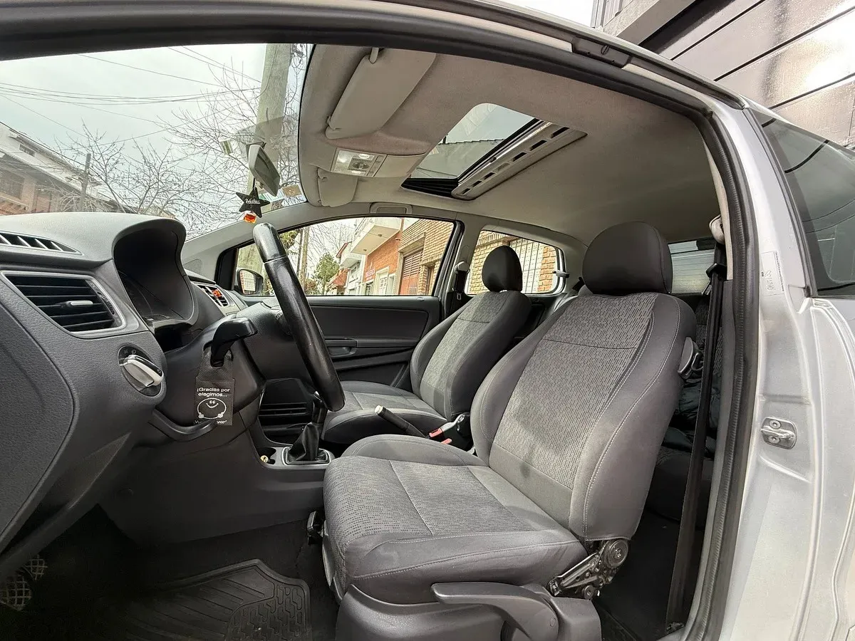 Mira esta publicación de Volkswagen FOX 2014 en Motordil