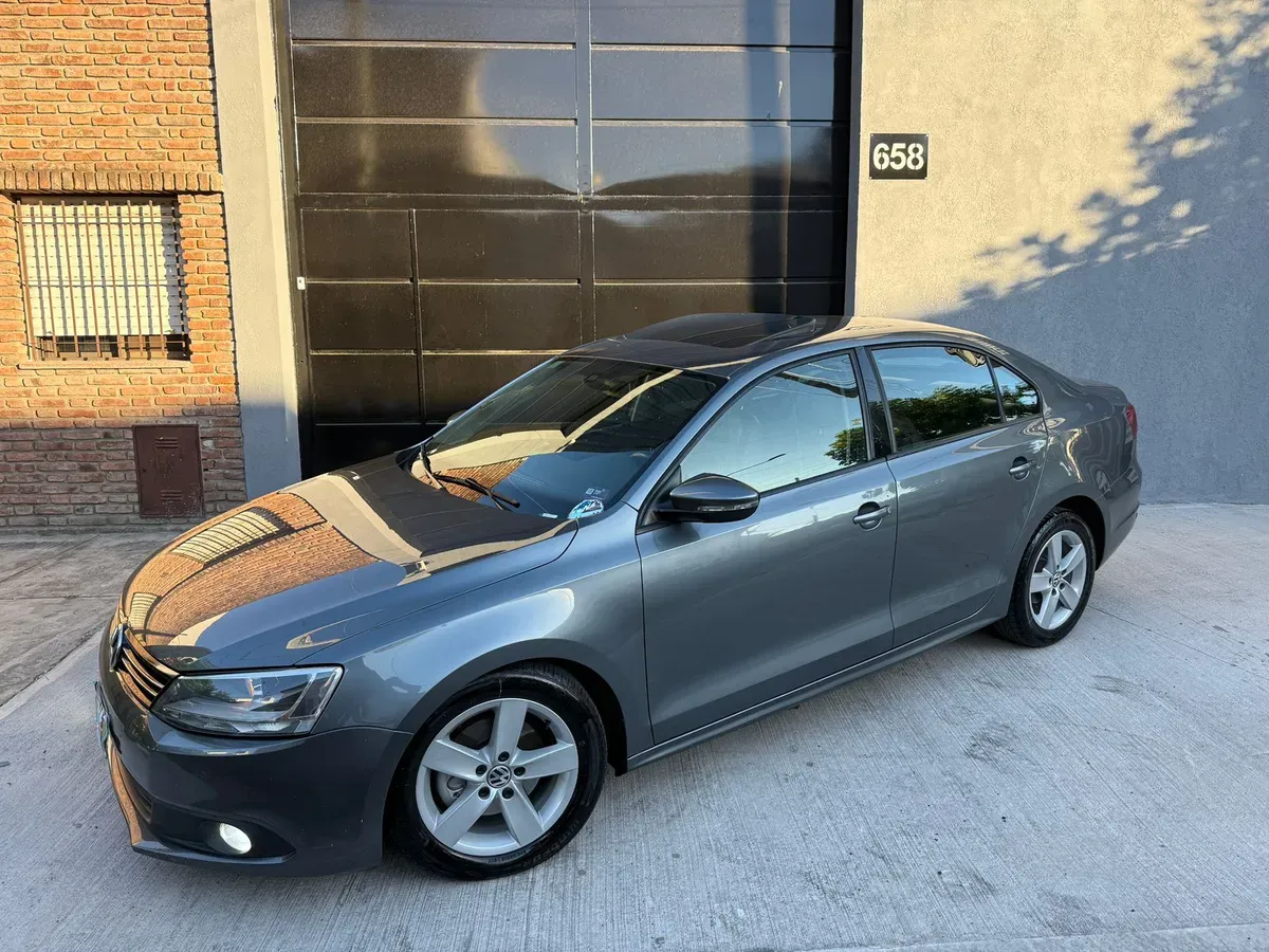 Mira esta publicación de Volkswagen Vento 2013 en Motordil