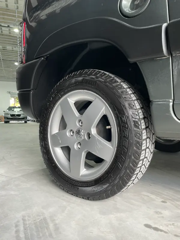 Mira esta publicación de Peugeot Partner 2013 en Motordil