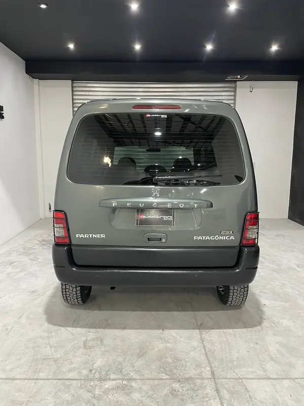 Mira esta publicación de Peugeot Partner 2013 en Motordil