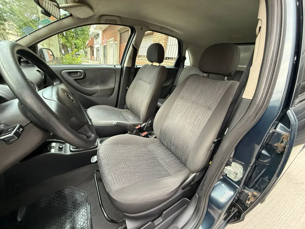 Mira esta publicación de Chevrolet Corsa 2 2008 en Motordil